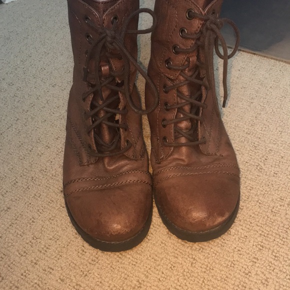 Steve Madden Shoes - Brown combat boots
